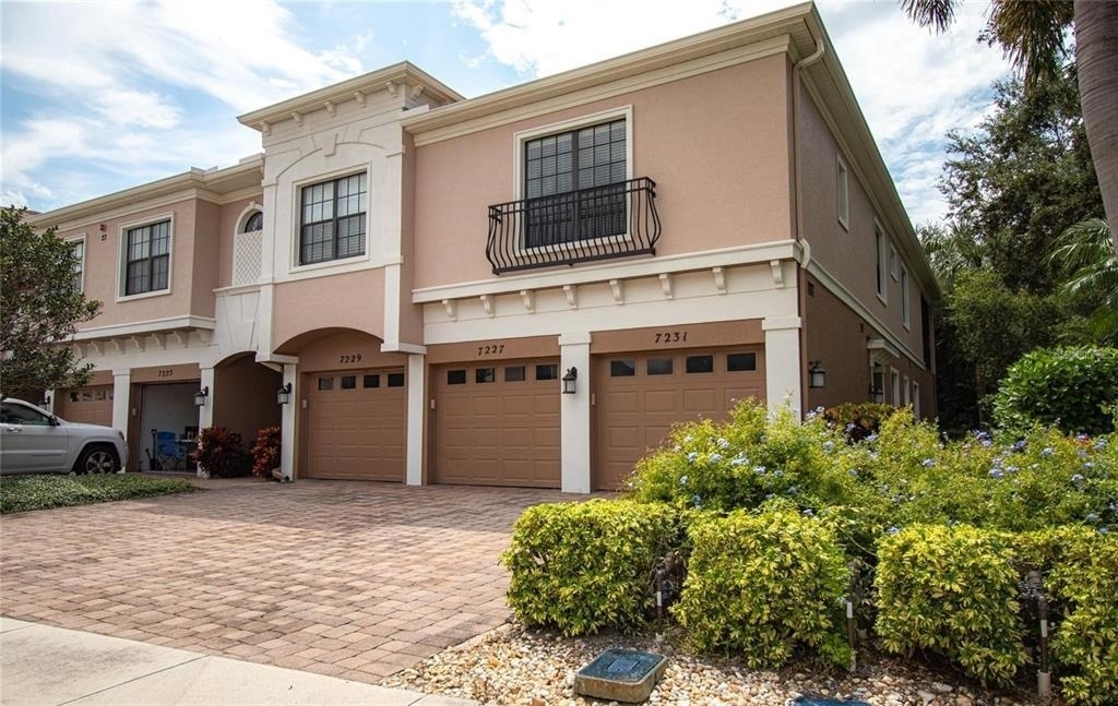 7231 Hamilton Road - Photo 2