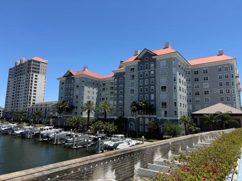 700 S Harbour Island Boulevard - Photo 0