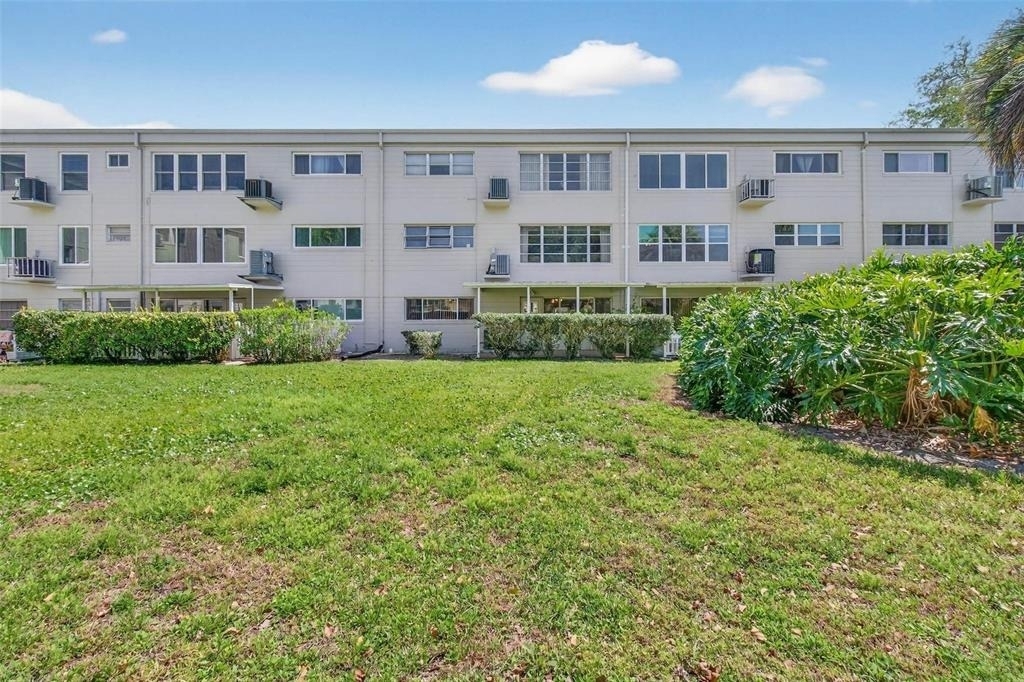 2440 World Parkway Boulevard - Photo 17