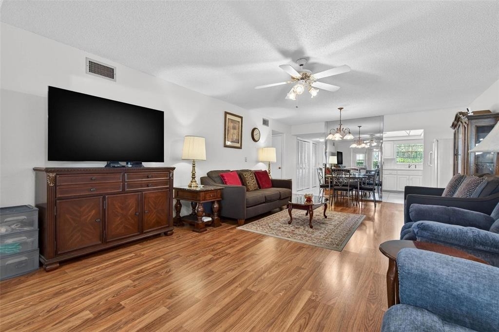 2440 World Parkway Boulevard - Photo 5