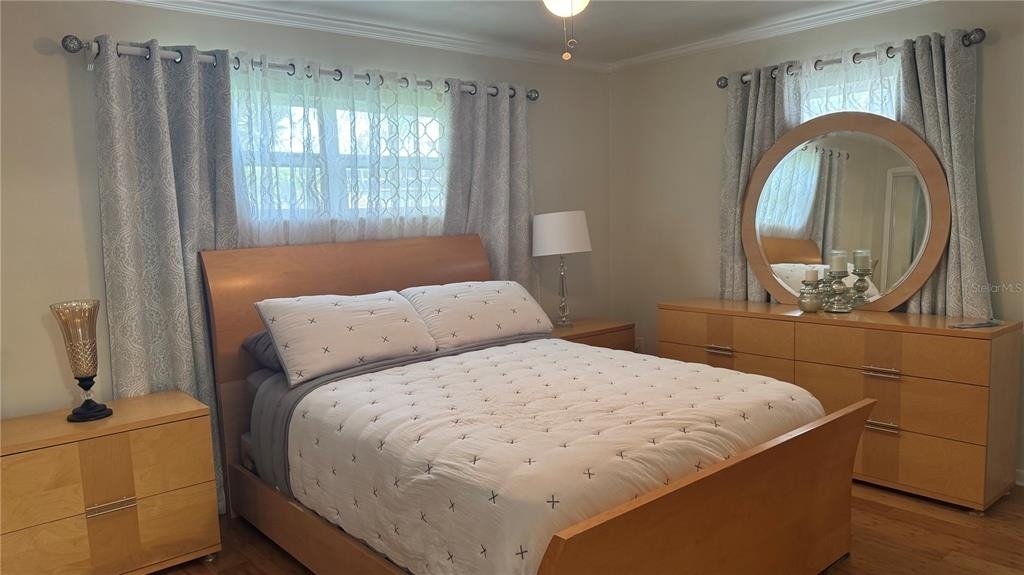 9652 Commodore Drive - Photo 6