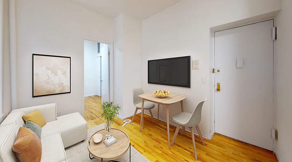 East  65th street  - Photo 1