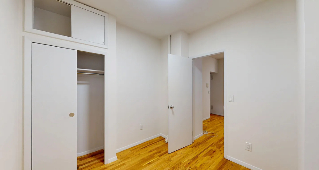 East  65th street  - Photo 7