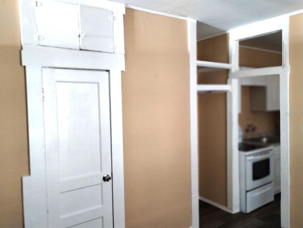 418 E Amelia Avenue - Photo 11