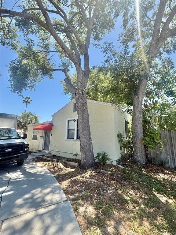 1900 19th Street S - Photo 0