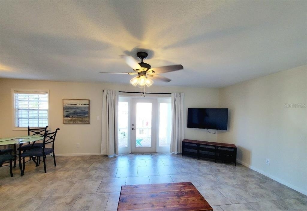 5111 Coquina Key Drive Se - Photo 3