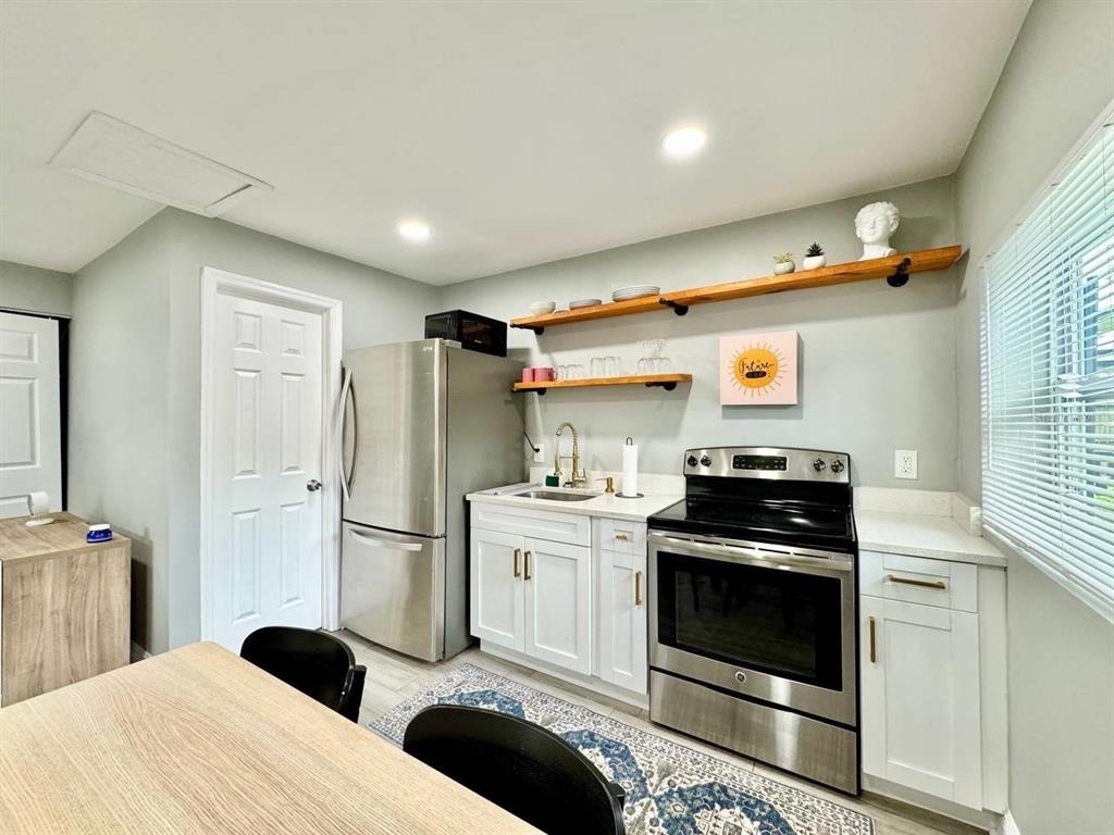 1803 E Frierson Avenue - Photo 12