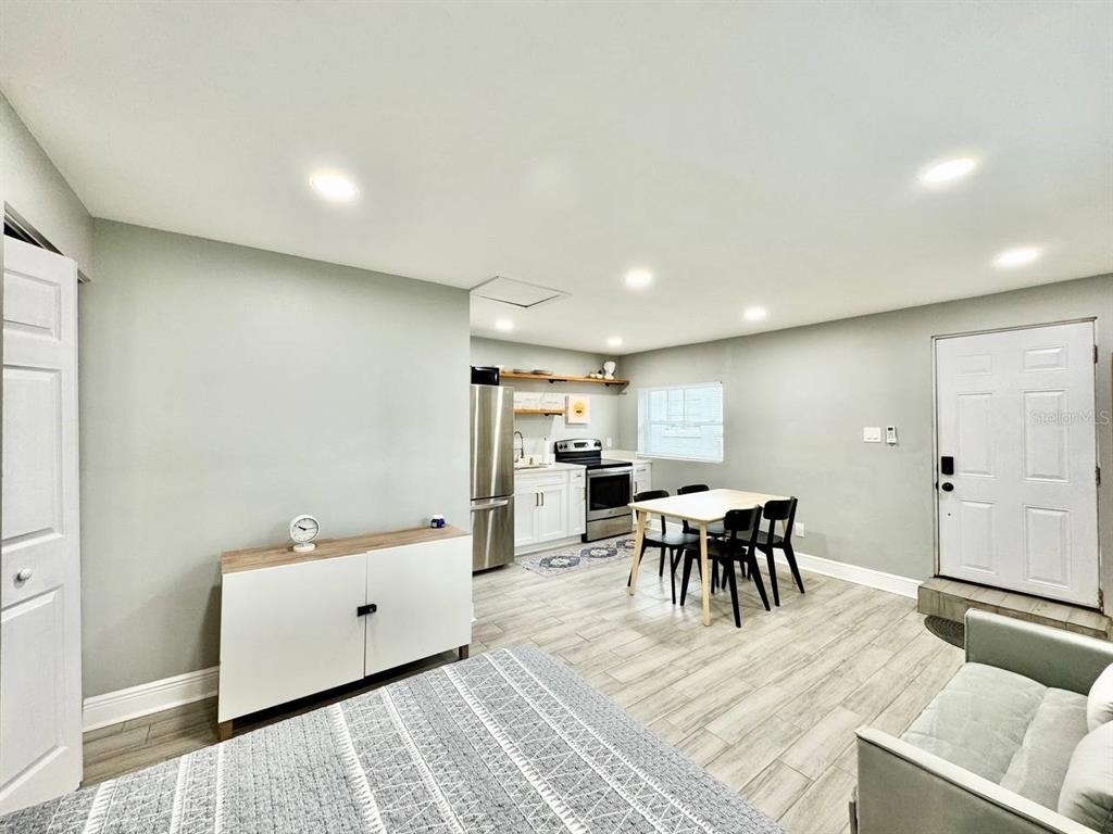 1803 E Frierson Avenue - Photo 8