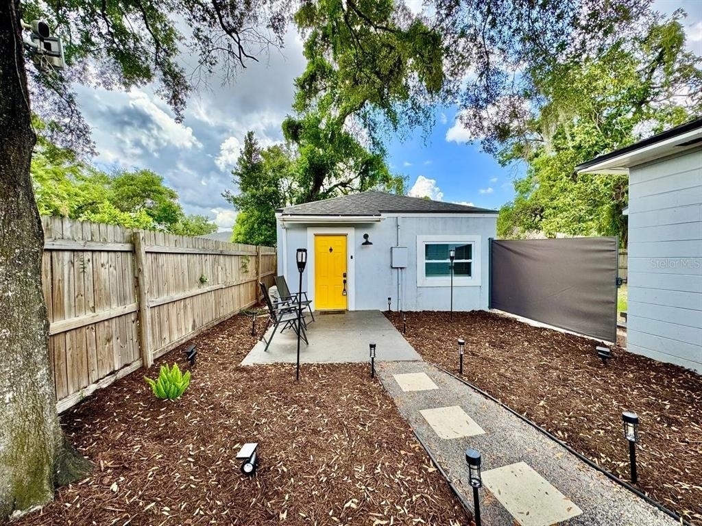 1803 E Frierson Avenue - Photo 4