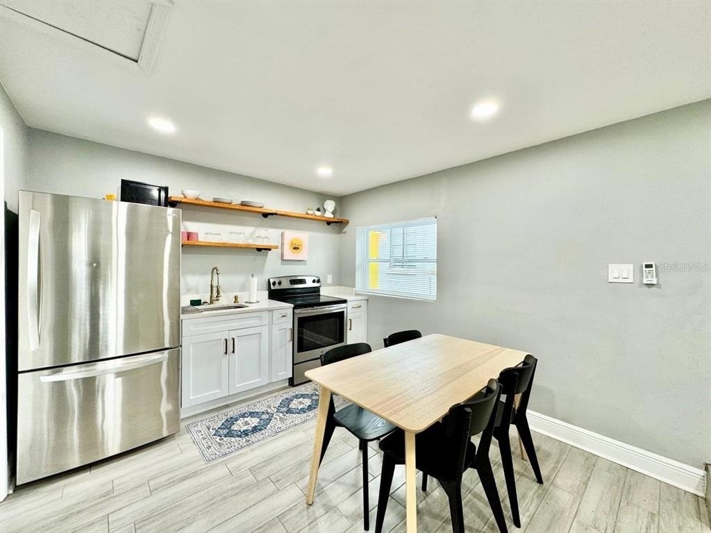 1803 E Frierson Avenue - Photo 10