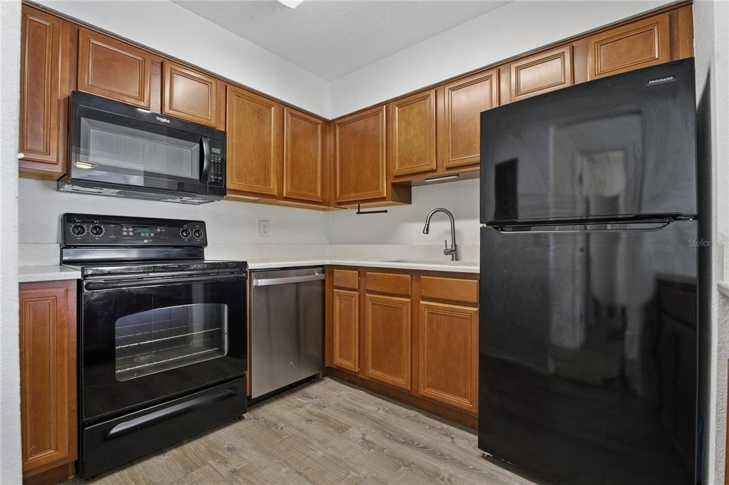 643 Haven Place - Photo 6
