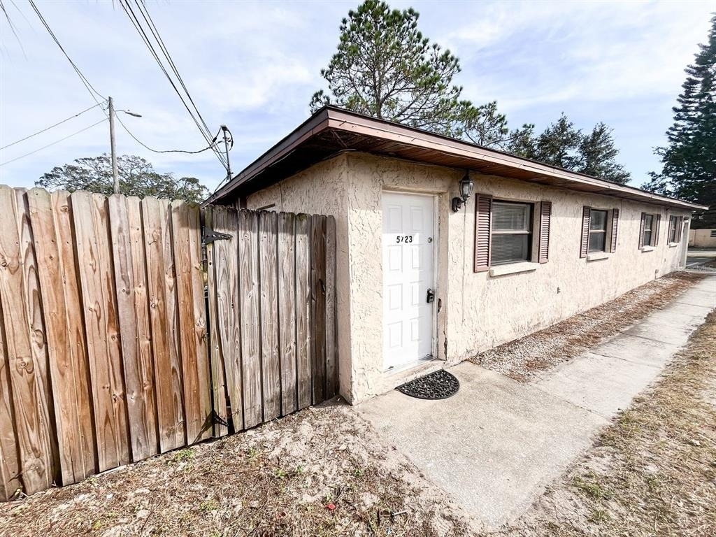 5723 Silver Spur Drive - Photo 3