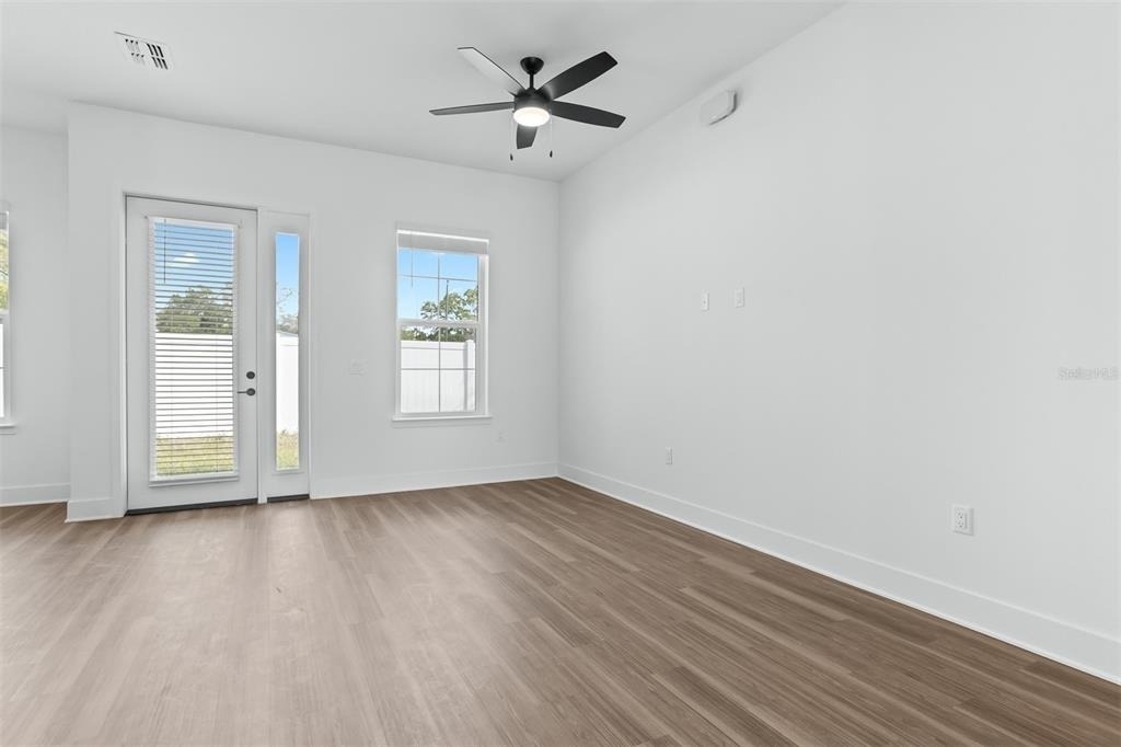 3814 Fern Hollow Place - Photo 6