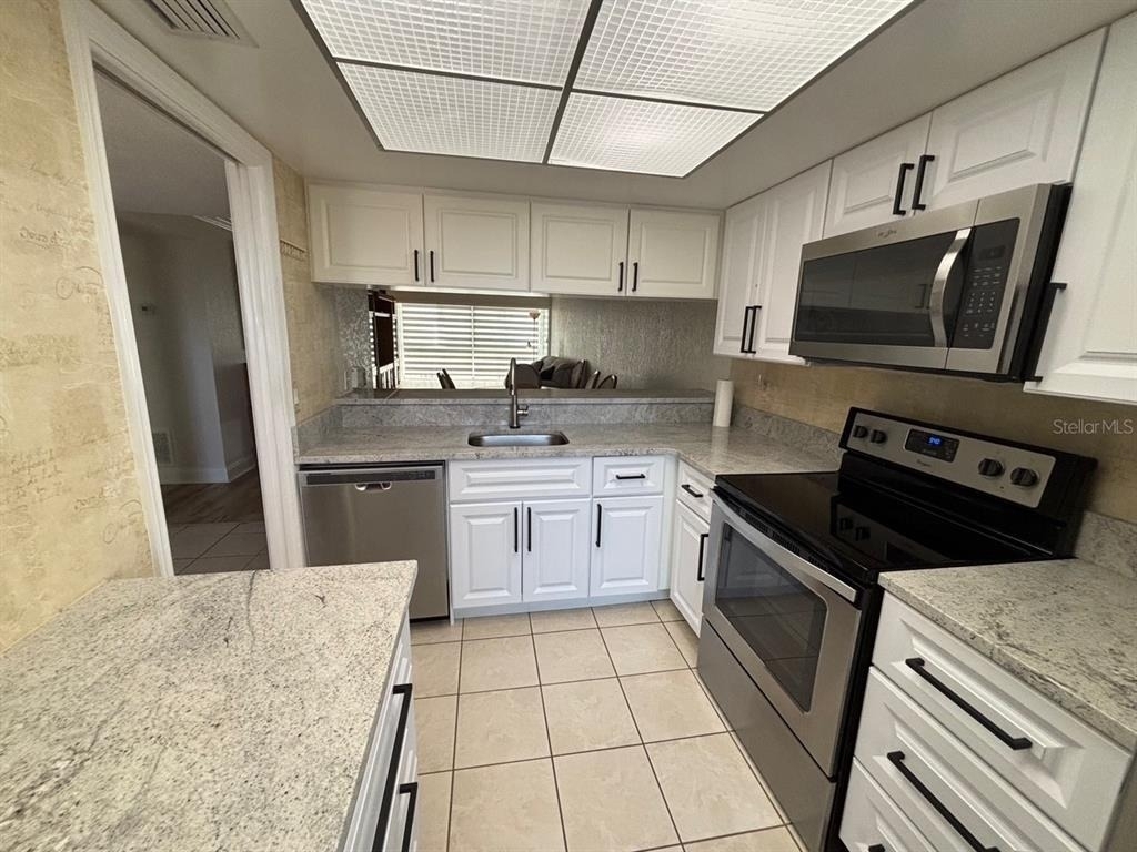 121 Island Way - Photo 11
