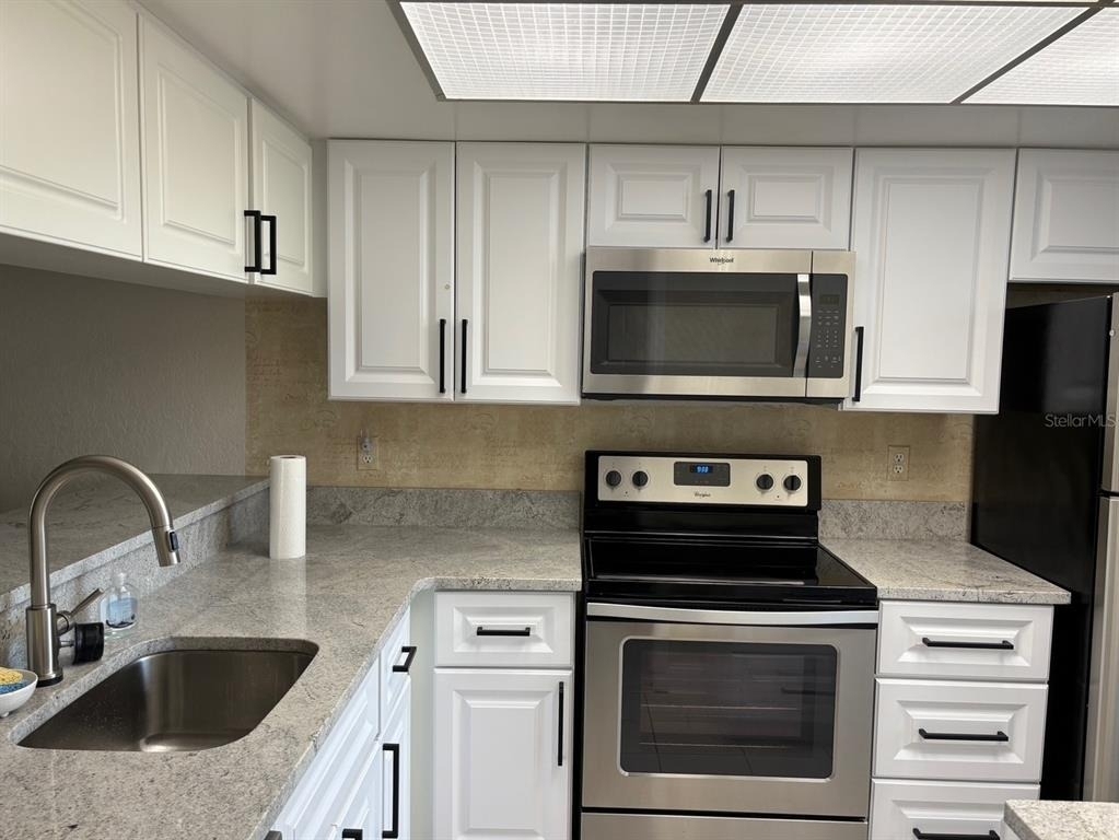 121 Island Way - Photo 9