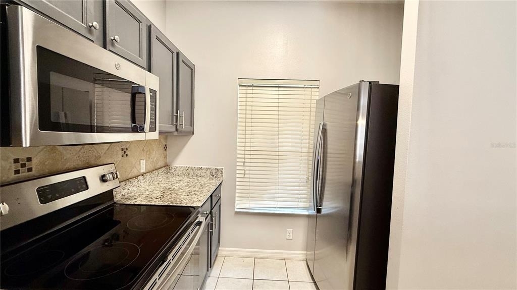 8517 Bay Lilly Loop - Photo 2
