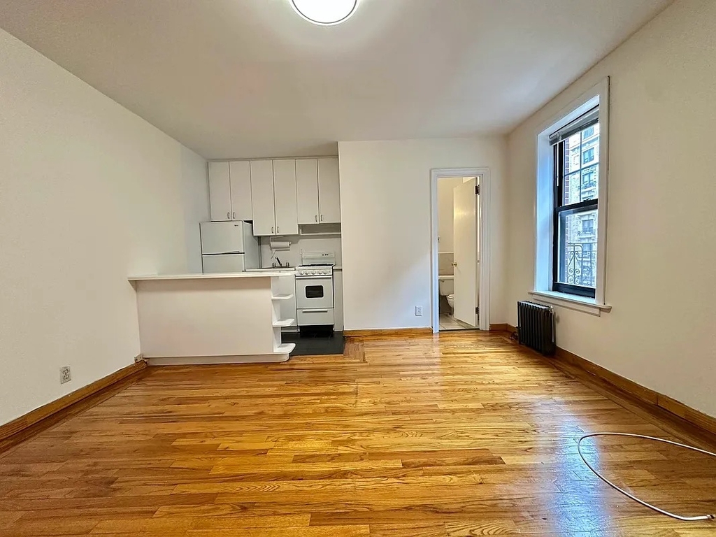 146 West 79th Street - Photo 3