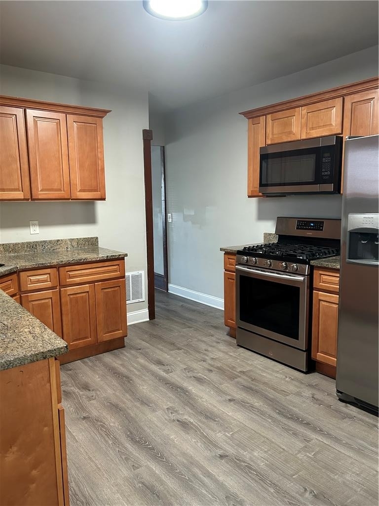 2406 Birch Street - Photo 4