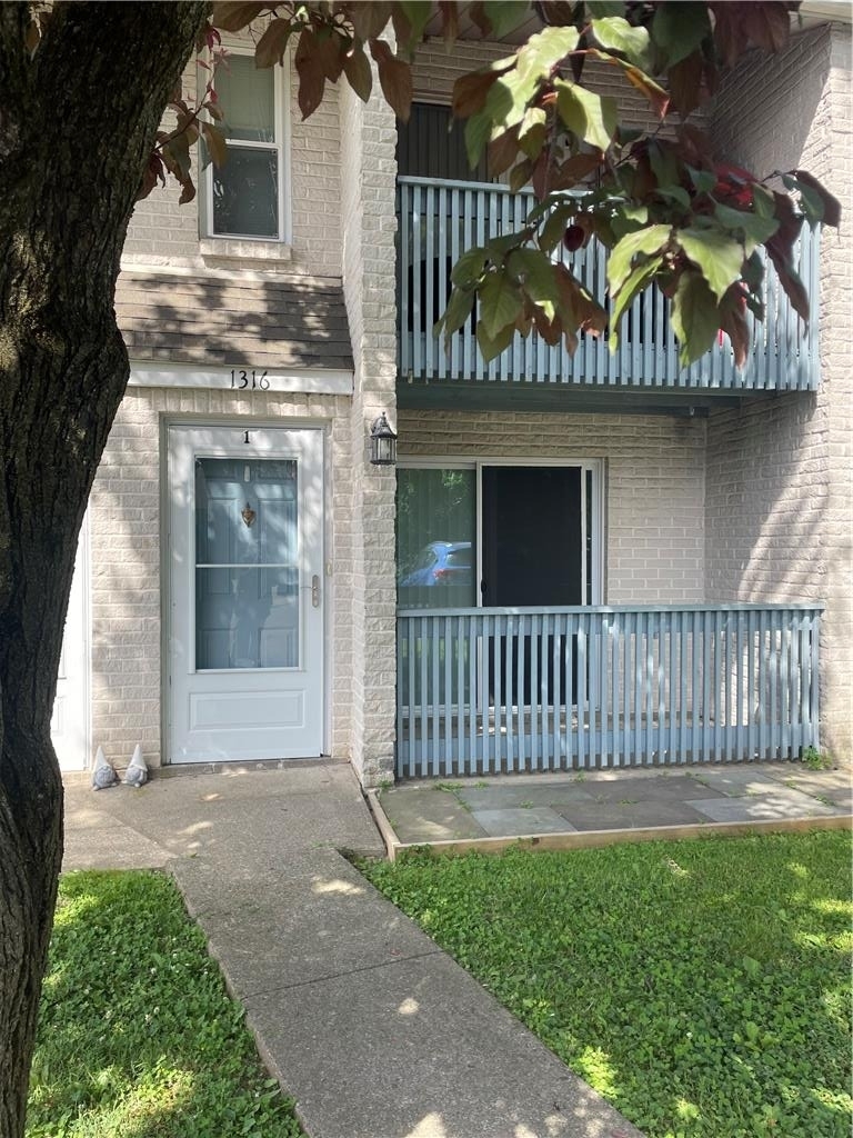 1316 S Fountain Street - Photo 0