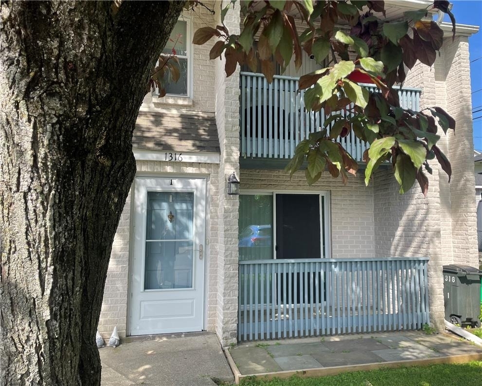 1316 S Fountain Street - Photo 1