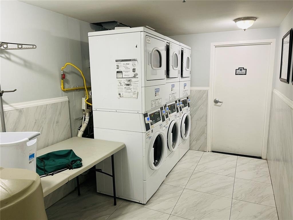 151 E Washington Street - Photo 11