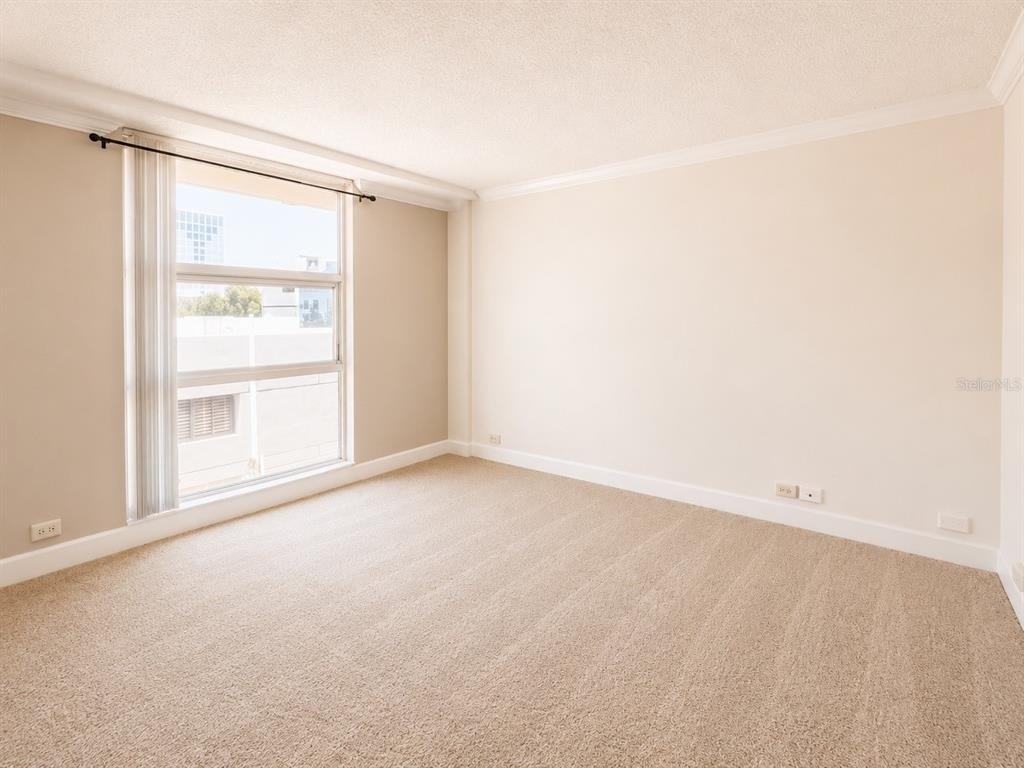 151 E Washington Street - Photo 6