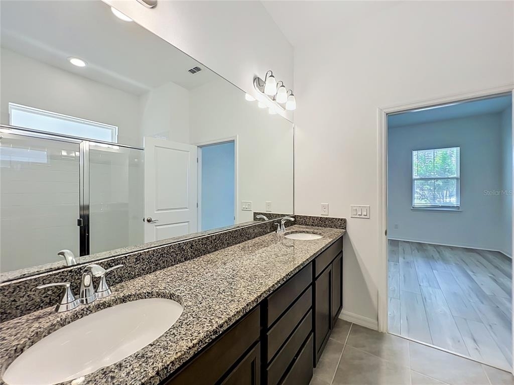 16007 Micelli Drive - Photo 33