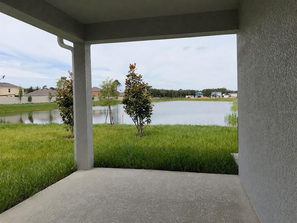 2717 Raindrop Run Street - Photo 2