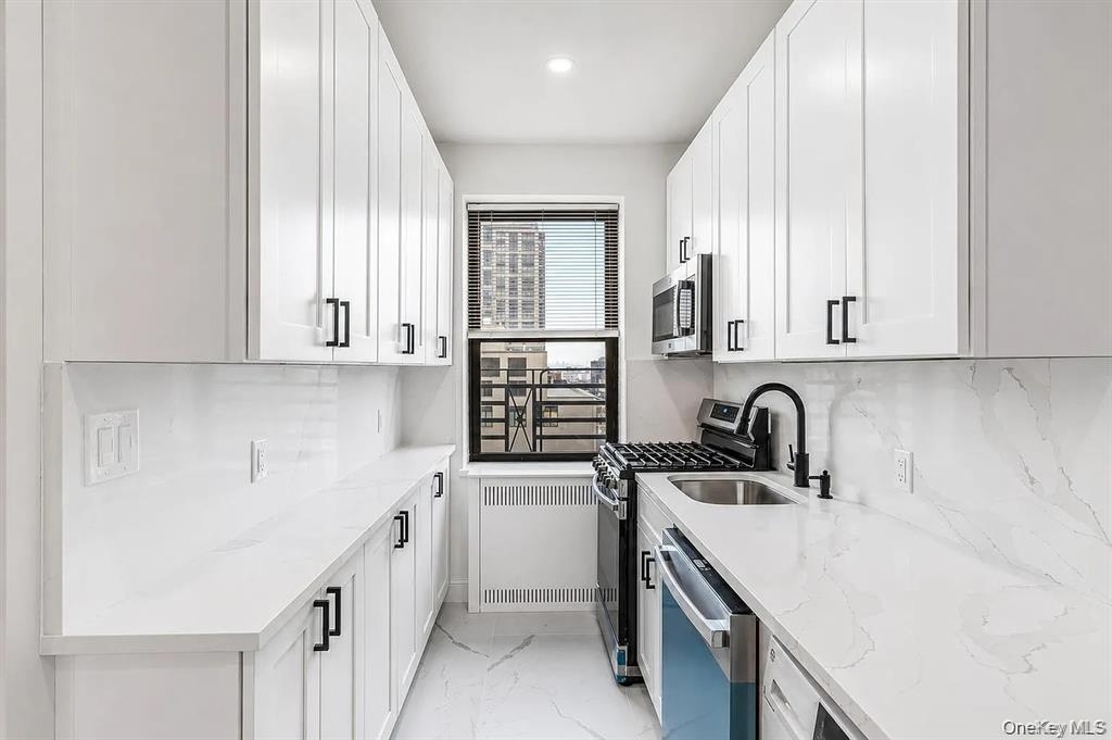 98-76 Queens Boulevard - Photo 5