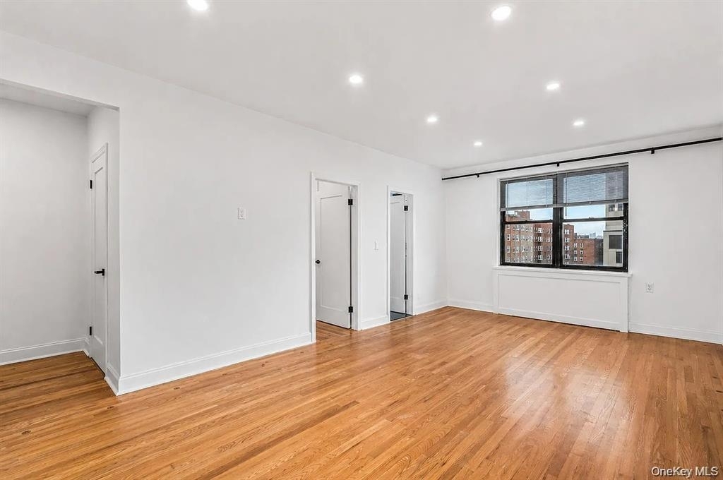 98-76 Queens Boulevard - Photo 2