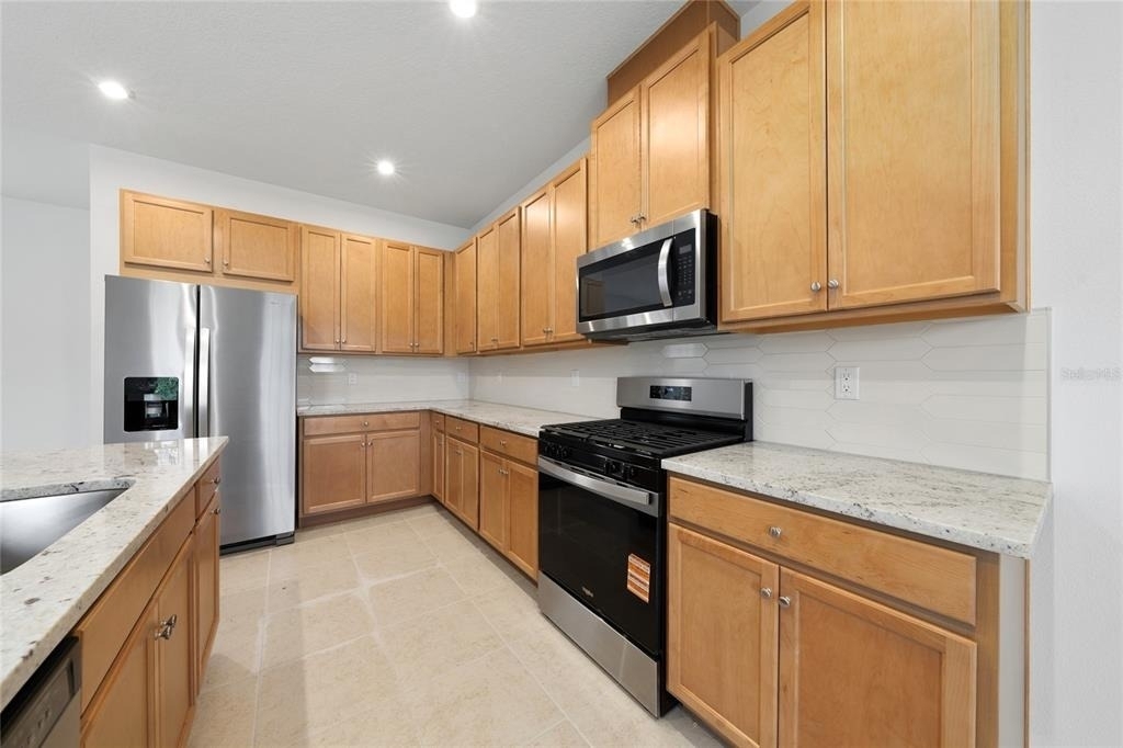 2408 Celebration Boulevard - Photo 6
