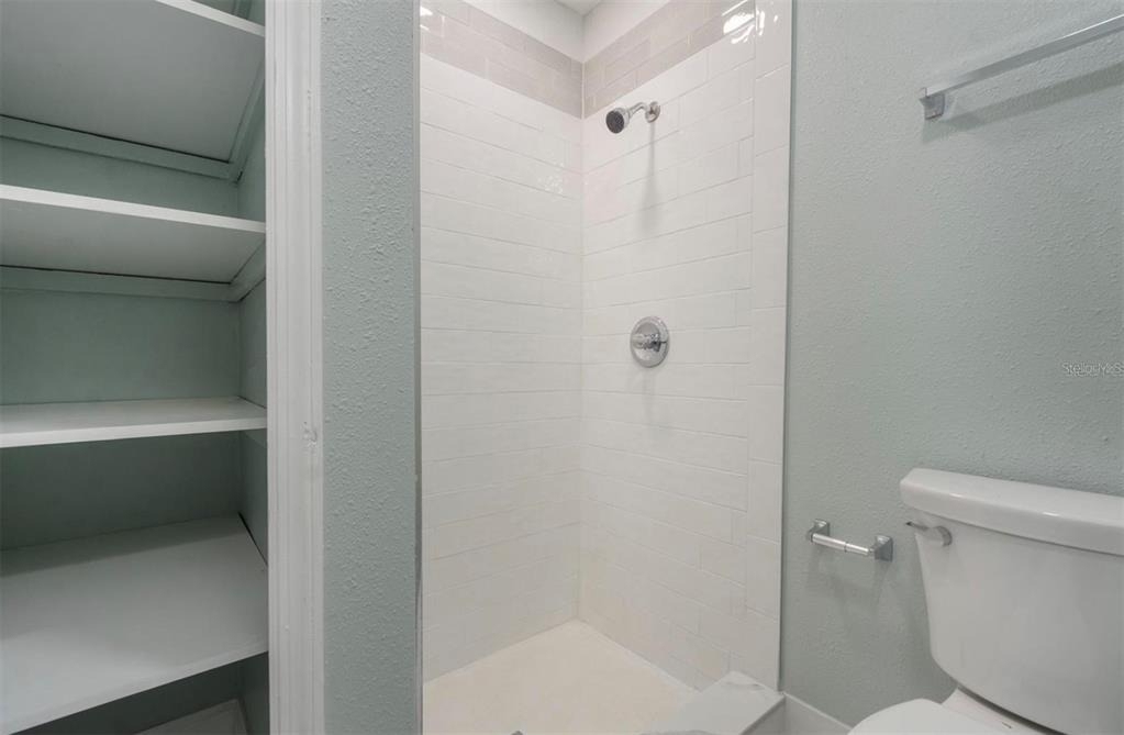 1184 Woodman Way - Photo 15