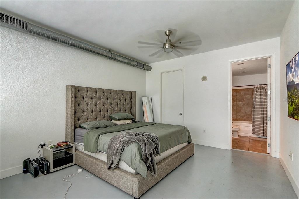 150 E Robinson Street - Photo 4