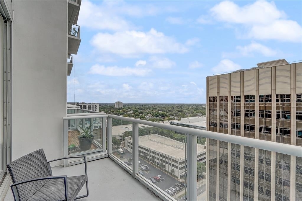 150 E Robinson Street - Photo 8