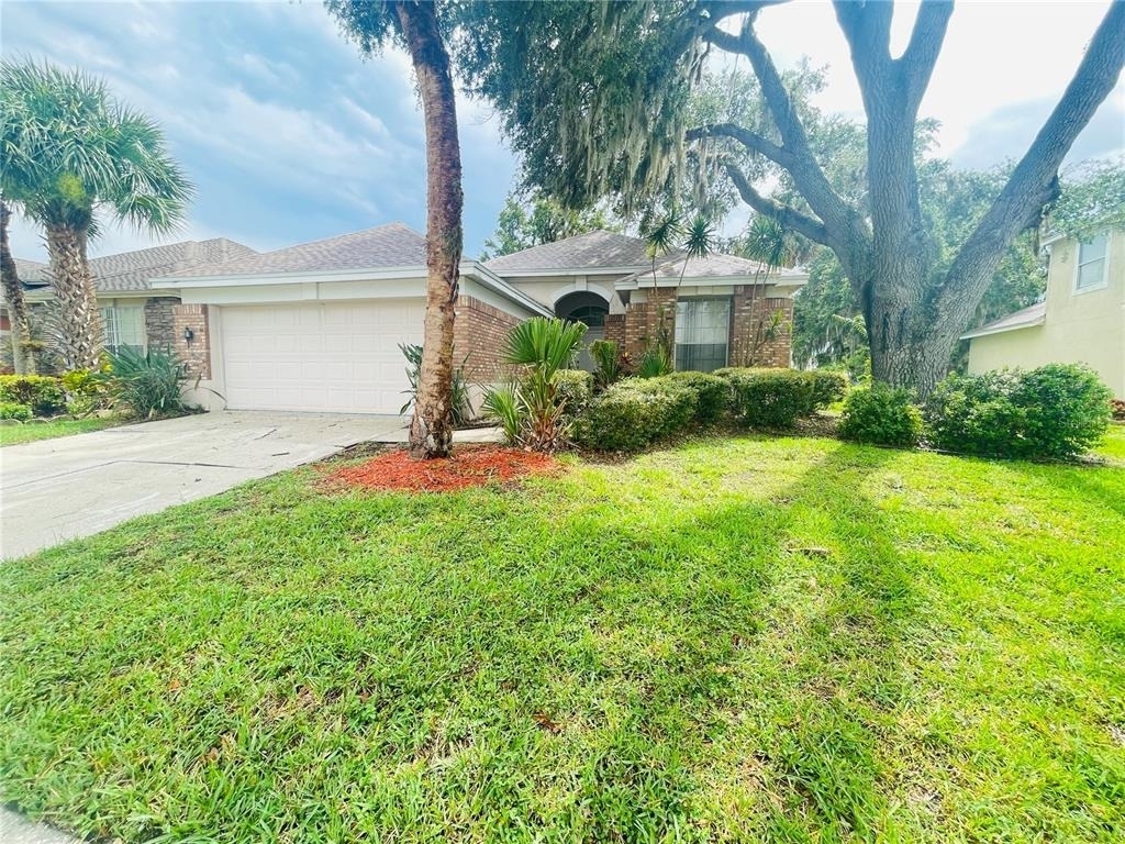 1738 Golfview Drive - Photo 1