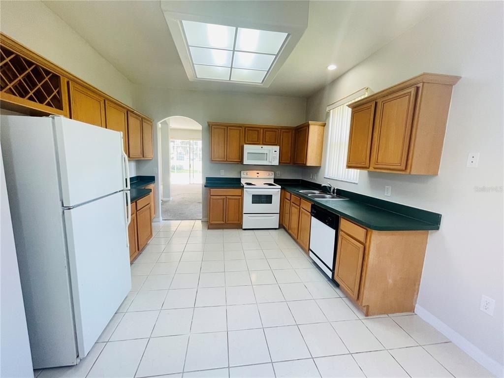 1738 Golfview Drive - Photo 7