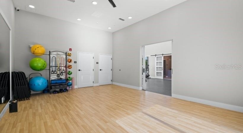 8925 77th Terrace E - Photo 11