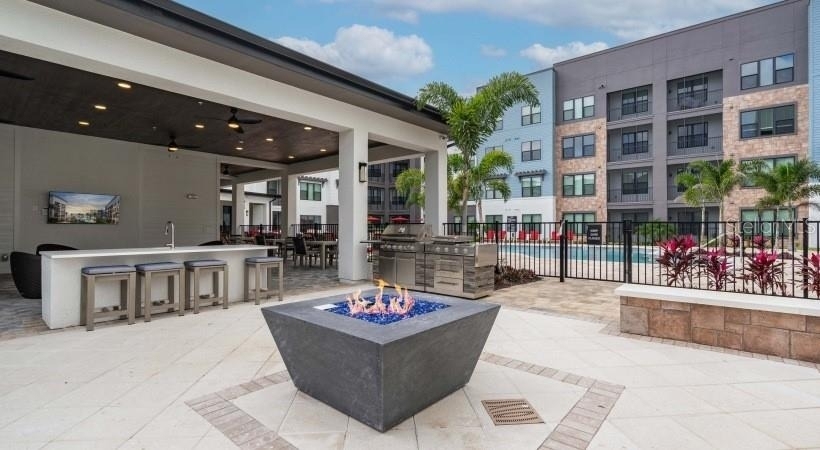 8925 77th Terrace E - Photo 8