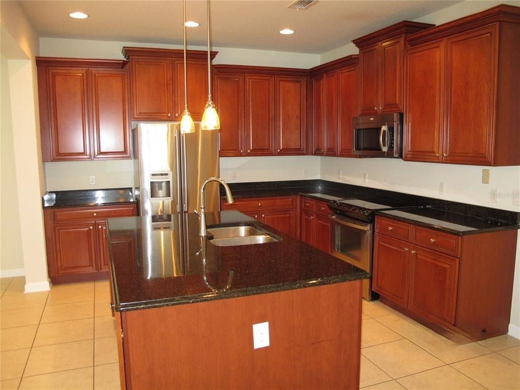 7844 Brofield Avenue - Photo 4