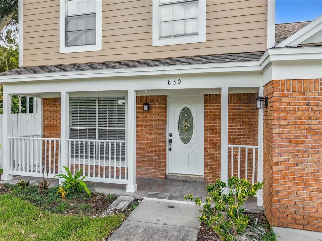 650 Whittingham Place - Photo 5
