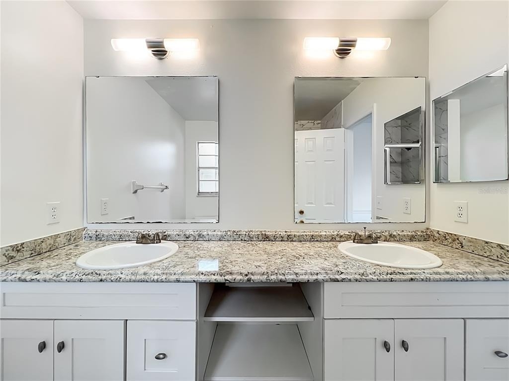 650 Whittingham Place - Photo 41