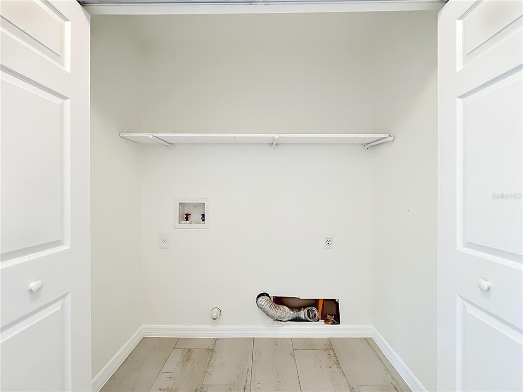 650 Whittingham Place - Photo 44