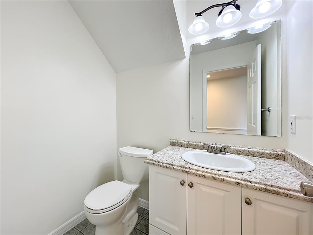 650 Whittingham Place - Photo 29