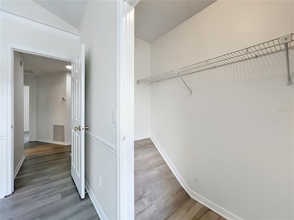 650 Whittingham Place - Photo 39
