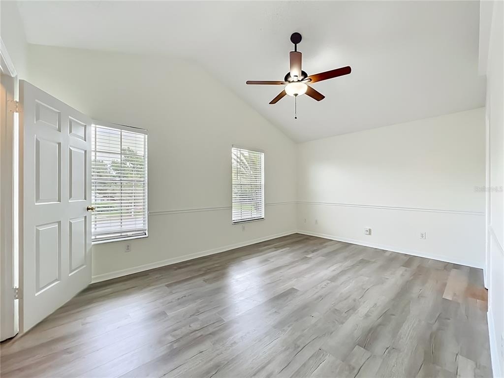 650 Whittingham Place - Photo 37