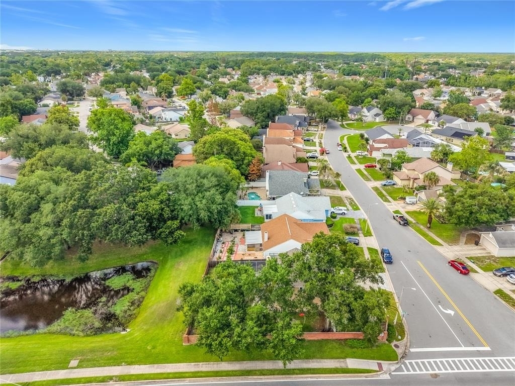 650 Whittingham Place - Photo 60
