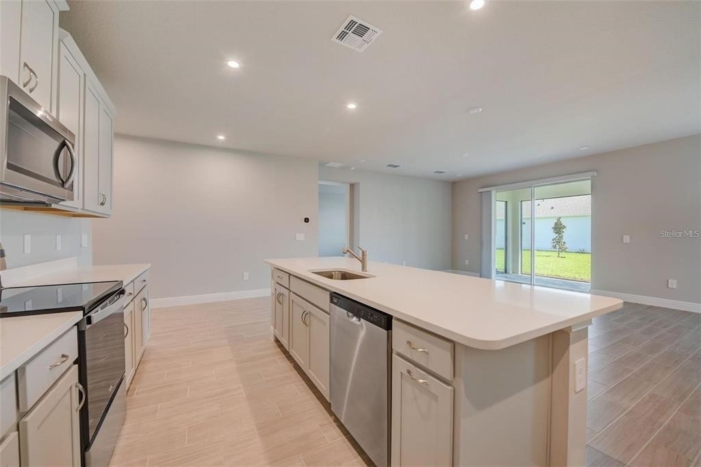 5324 123rd Avenue - Photo 8