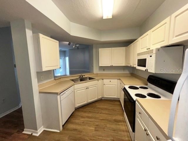 5554 Metrowest Boulevard - Photo 10