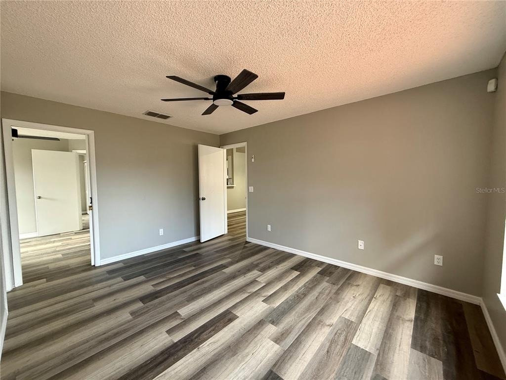 6521 Garden Spring Court - Photo 9