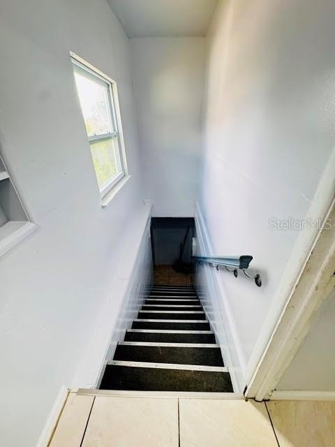 2722 S Sunrise Court - Photo 4